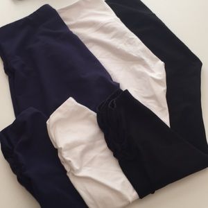 3 Soft Surroundings Yoga Crop Leggings